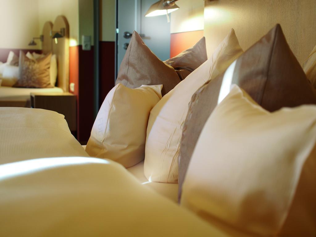 Rotes Ross Hotel 3*